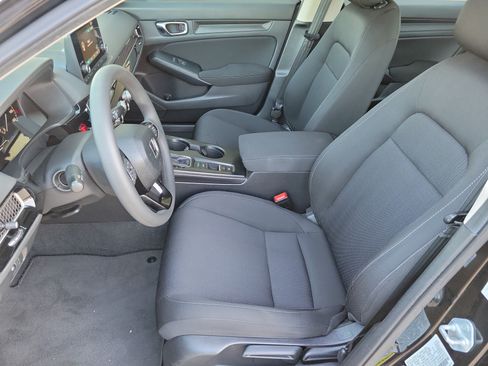 Used 2024 Honda Civic LX image 9