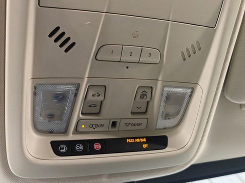 Used 2019 Cadillac XT5 Premium Luxury image 9