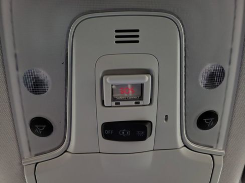 Used 2020 Toyota Prius Prime XLE FWD image 20