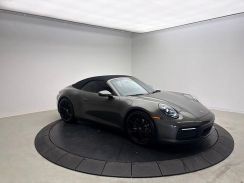 Certified 2020 Porsche 911 Carrera RWD image 9