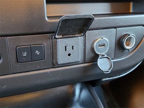 Used 2021 GMC Savana 3500 Extended w/ Power Convenience Package image 17