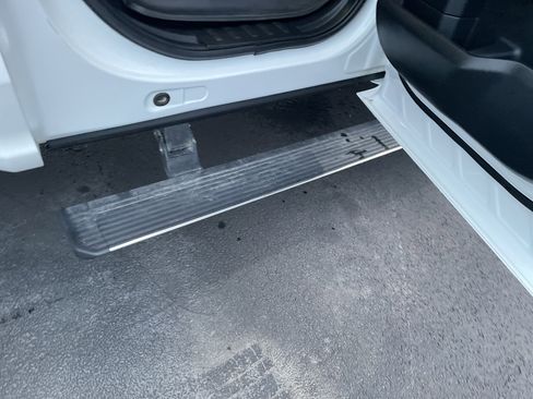 Certified 2020 Ford F150 Platinum w/ Equipment Group 701A Luxury image 25