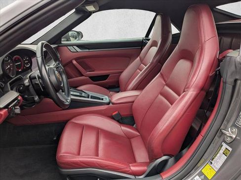 Used 2021 Porsche 911 Carrera RWD image 16