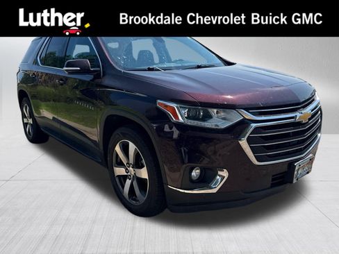 Used 2019 Chevrolet Traverse LT w/ LT Premium Package AWD/4WD image 1
