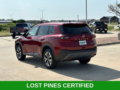 Used 2023 Nissan Rogue SV FWD image 4