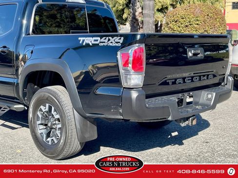 Used 2021 Toyota Tacoma TRD Off-Road AWD/4WD image 26