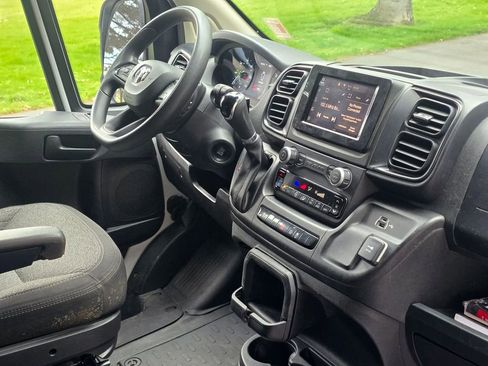 Used 2023 RAM ProMaster 2500 image 22