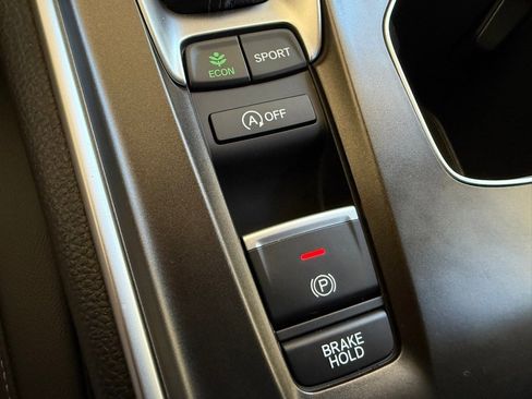 Used 2022 Honda Accord Sport image 21