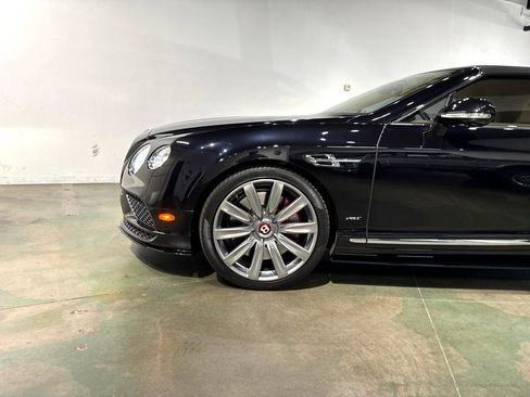 Used 2017 Bentley Continental GT V8 S image 3