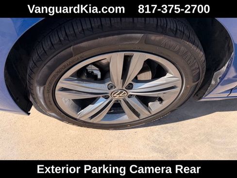 Used 2024 Volkswagen Jetta SE FWD image 8
