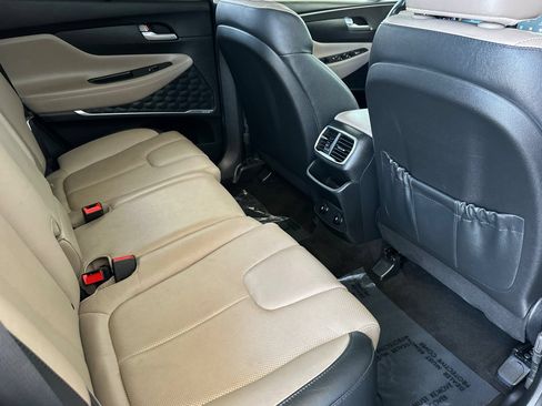 Used 2020 Hyundai Santa Fe SEL FWD image 19