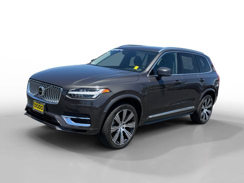 Used 2023 Volvo XC90 T8 Plus w/ Protection Package Premier AWD/4WD image 1