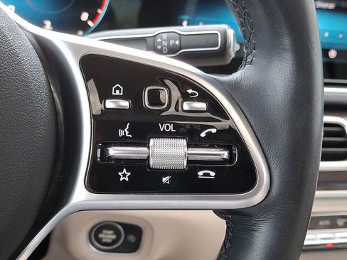 Used 2022 Mercedes-Benz GLE 350 4MATIC image 24