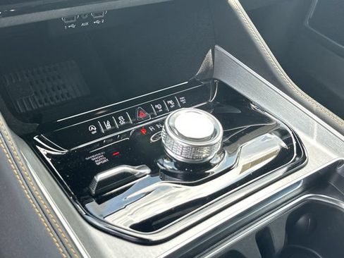 New 2026 Jeep Grand Wagoneer 4WD image 28