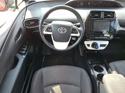 Used 2018 Toyota Prius Prime Plus FWD image 13