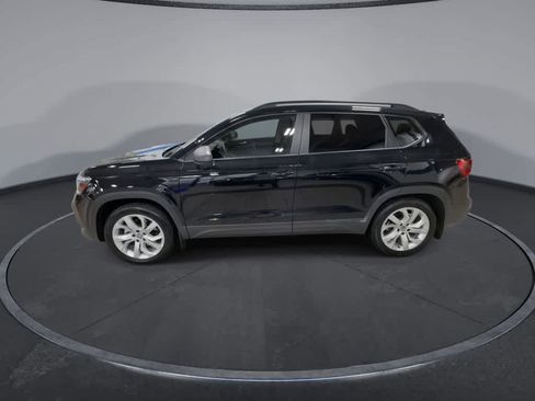 Used 2023 Volkswagen Taos S image 5