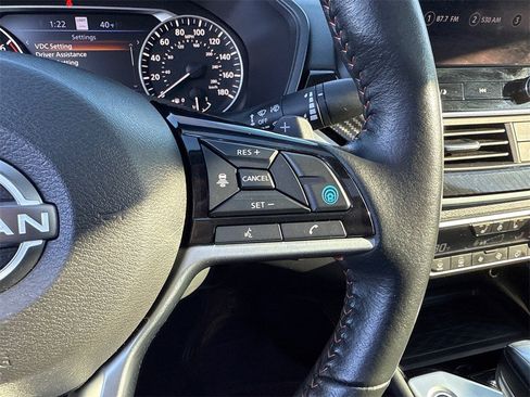 Used 2023 Nissan Altima 2.0 SR image 25