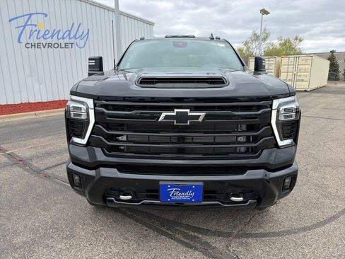 New 2026 Chevrolet Silverado 3500 High Country w/ High Country Premium Package AWD/4WD image 8