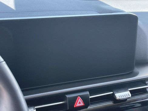 Certified 2026 Kia Sportage EX FWD image 24
