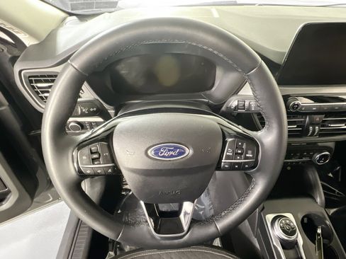 Used 2023 Ford Escape Active image 11