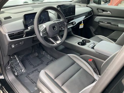 Used 2025 Honda Prologue Touring image 6