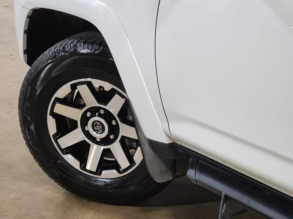 Used 2021 Toyota 4Runner TRD Off-Road Premium AWD/4WD image 21