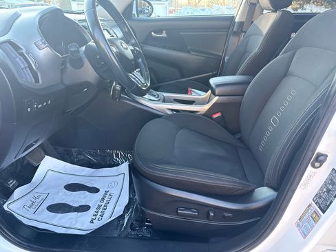 Used 2014 Kia Sportage SX image 11