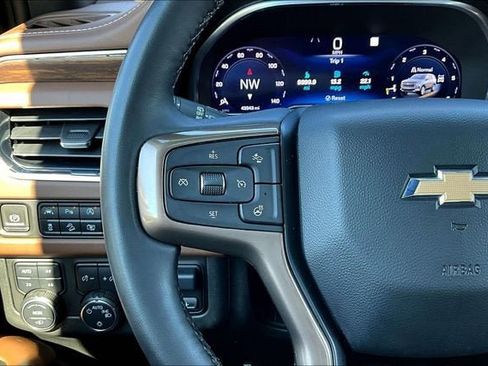 Certified 2023 Chevrolet Suburban High Country AWD/4WD image 20