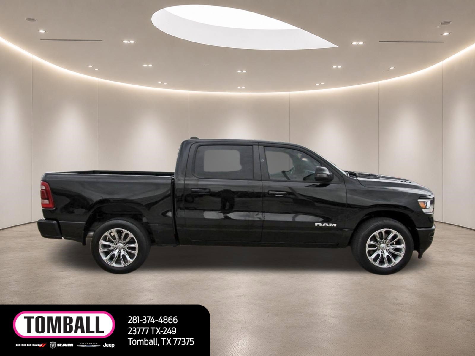 Used 2023 RAM 1500 Laramie AWD/4WD image 8