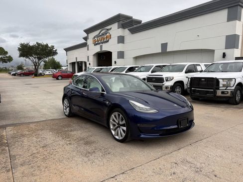 Used 2018 Tesla Model 3 Long Range AWD/4WD image 2