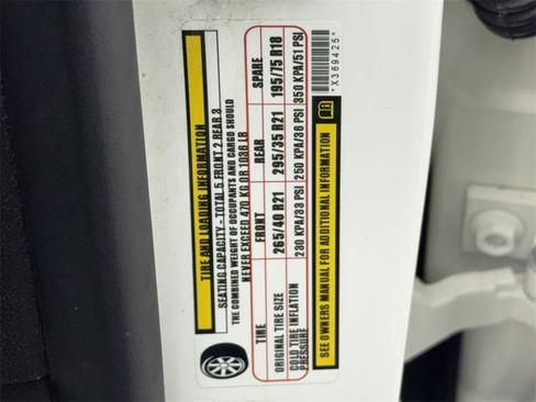 Used 2021 Maserati Levante S GranSport image 56