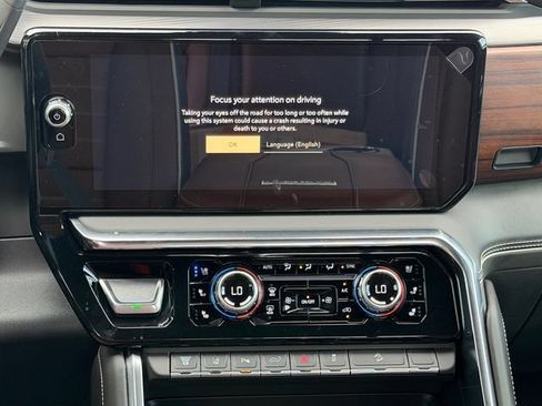 New 2026 GMC Sierra 2500 Denali Ultimate w/ LPO, Black Badging Package AWD/4WD image 15