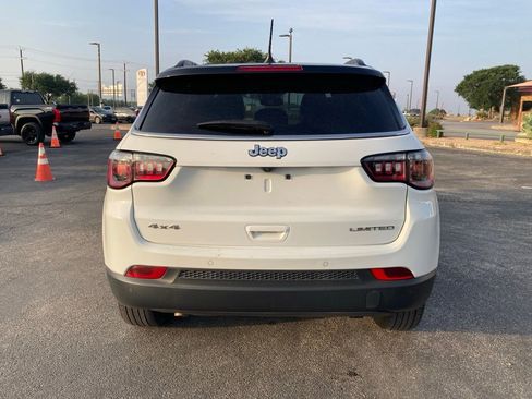 Used 2025 Jeep Compass Limited image 6