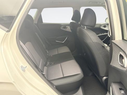 Used 2025 Kia Soul S FWD image 18