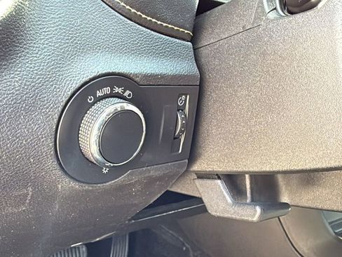 Used 2015 Chevrolet Camaro LS RWD image 31