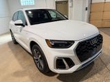 Used 2022 Audi Q5 2.0T Premium w/ Convenience Package image 4