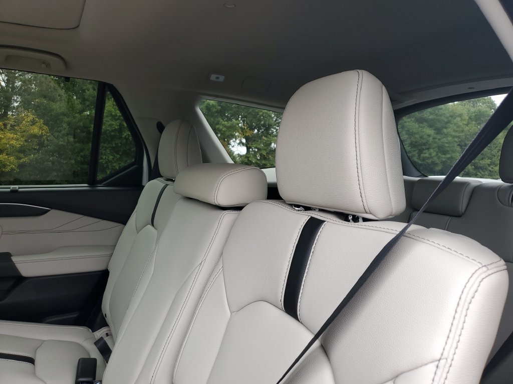 New 2026 Honda Pilot Touring image 8
