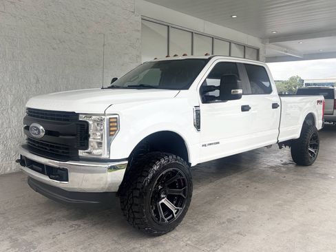 Used 2019 Ford F250 XL w/ Power Equipment Group AWD/4WD image 22