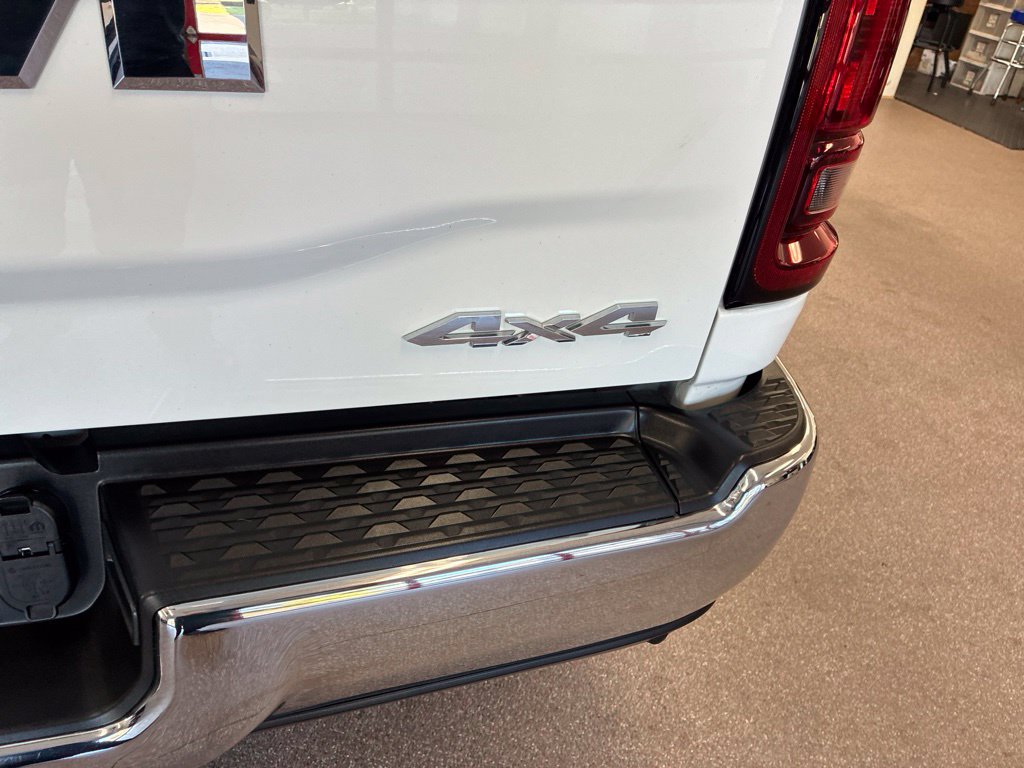 Certified 2026 RAM 2500 Big Horn AWD/4WD image 26