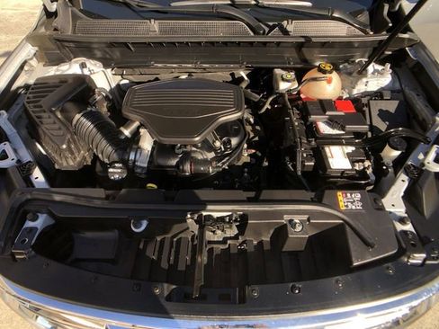 Certified 2021 GMC Acadia SLT image 34