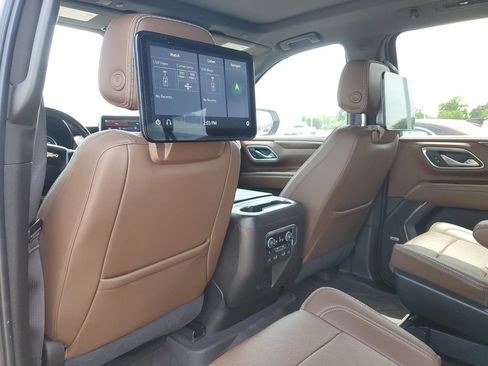 Certified 2021 Chevrolet Suburban High Country AWD/4WD image 34