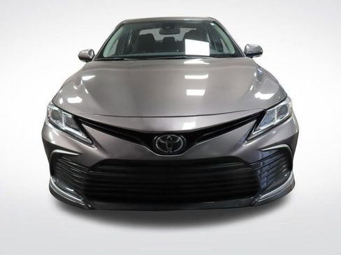 Used 2024 Toyota Camry LE w/ Convenience Package FWD image 9