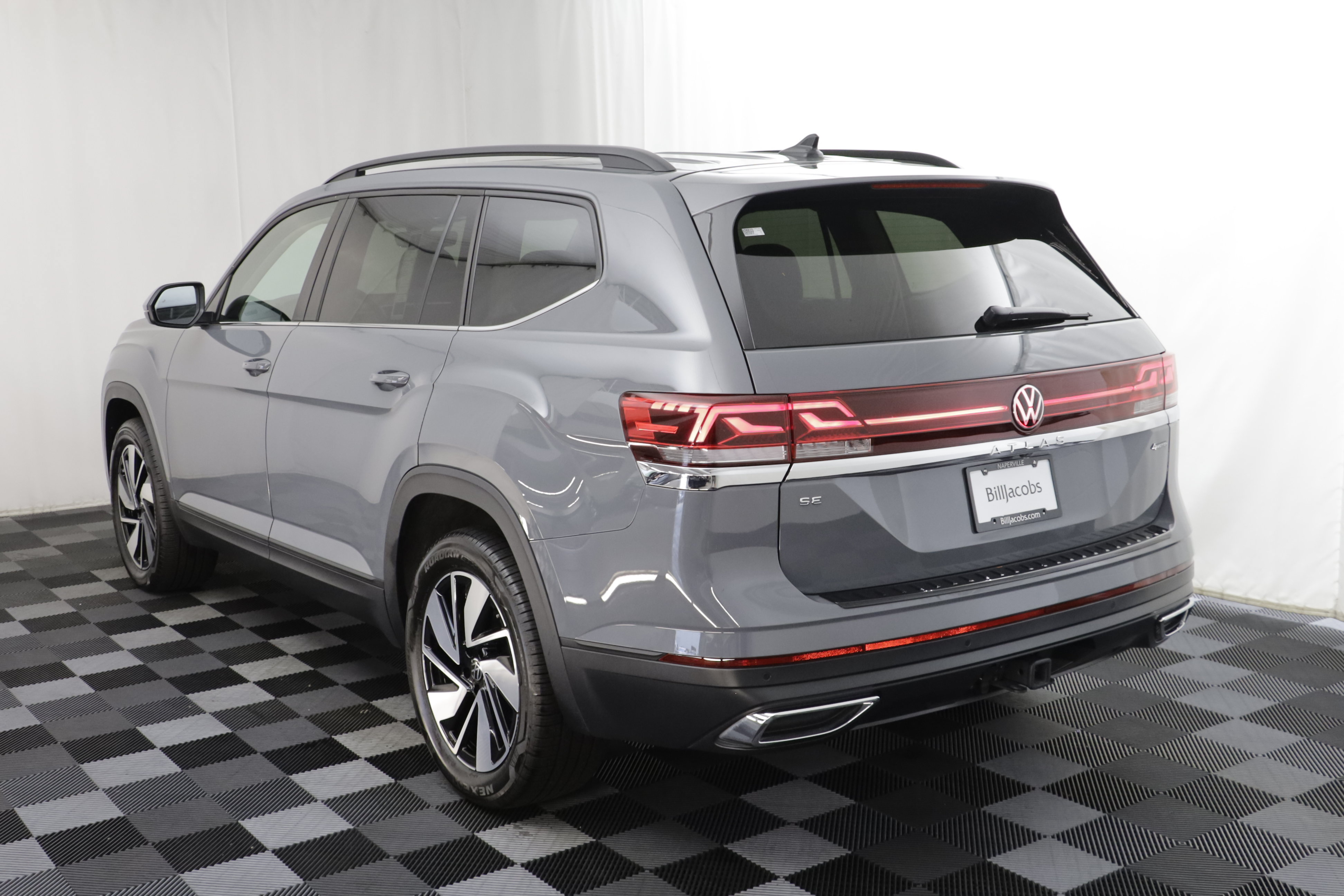 Certified 2026 Volkswagen Atlas SE w/ Panoramic Sunroof Package AWD/4WD image 15