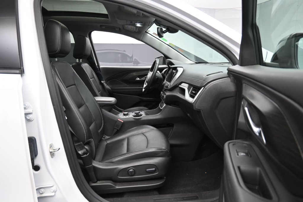 Used 2024 GMC Terrain SLT w/ Elevation Edition AWD/4WD image 27