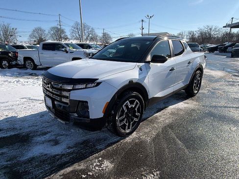 Used 2025 Hyundai Santa Cruz Limited image 3