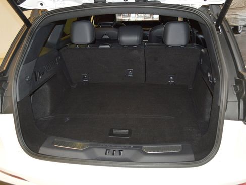 Used 2024 Lincoln Nautilus Reserve w/ Jet Appearance Package (87T) AWD/4WD image 13