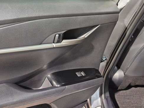 Used 2025 Toyota Camry SE FWD image 35