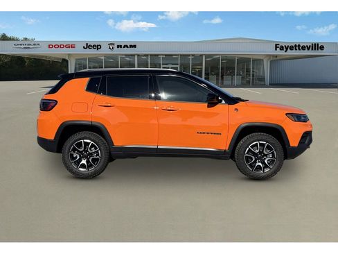 New 2026 Jeep Compass Trailhawk w/ Sun, Sound & Navigation Group image 2