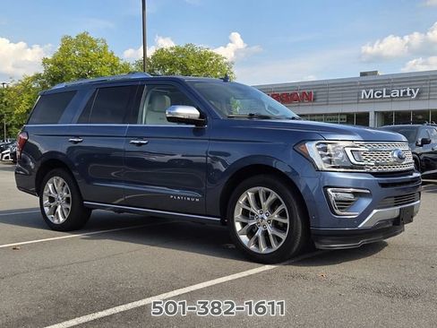 Used 2019 Ford Expedition Platinum RWD image 3