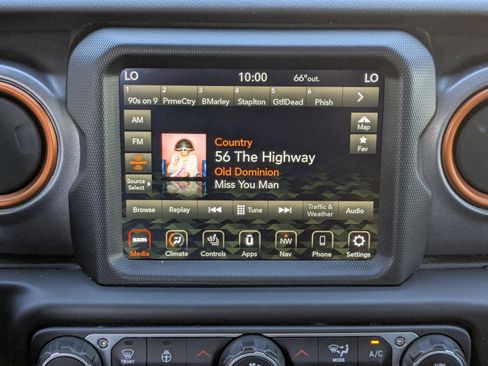 Used 2021 Jeep Gladiator Mojave image 21